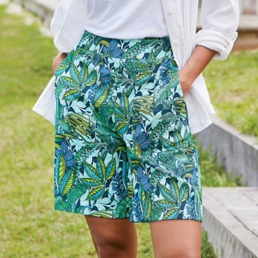 Soft Surroundings Green Blue Leaf-Print Bermuda Shorts